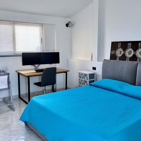 Luxury Home Cabras Centro מראה חיצוני תמונה